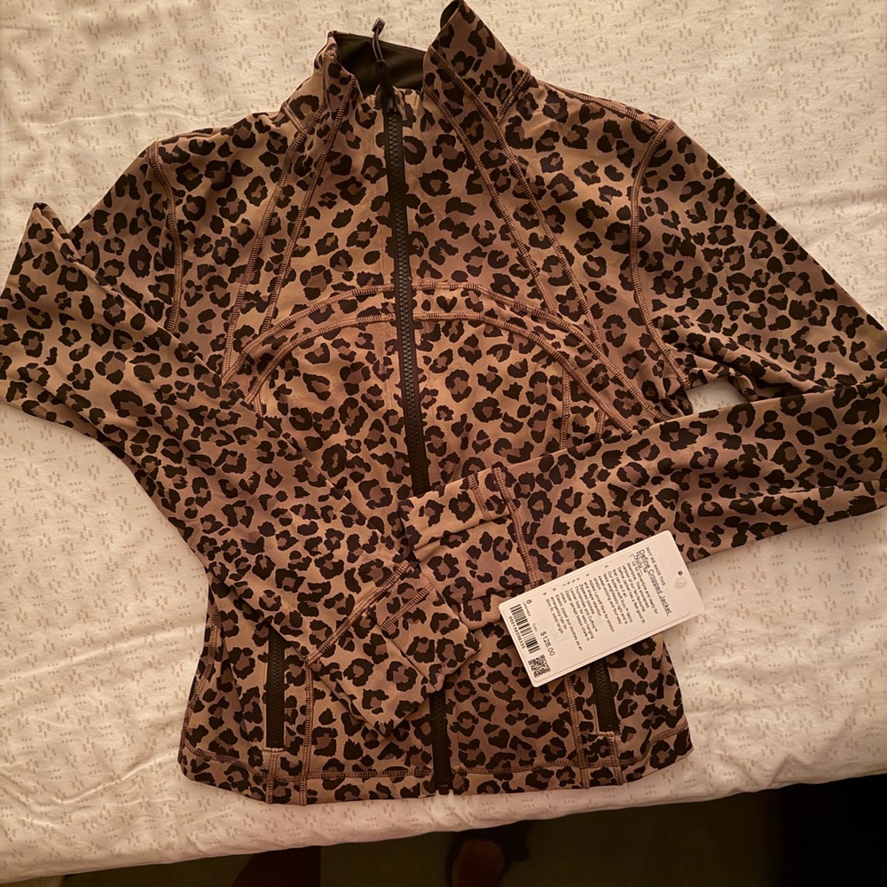 NWT Define Cropped Jacket Nulu - Picture 8 of 11
